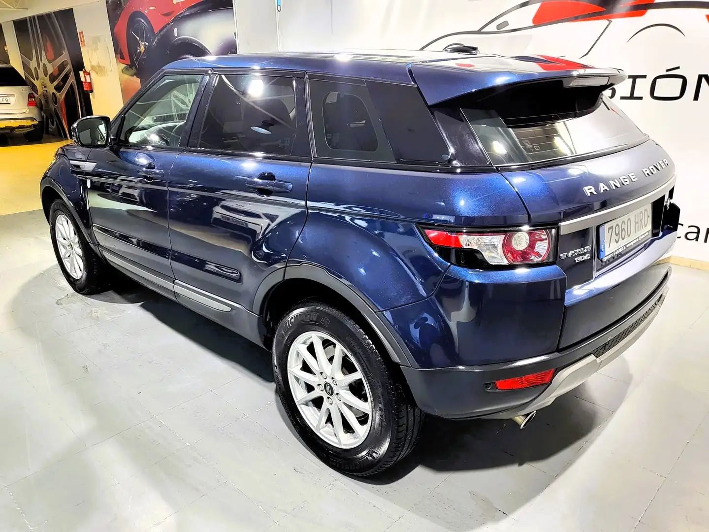 Land Rover Range Rover Evoque 2.2L eD4 Pure 4x2 Azul - 2