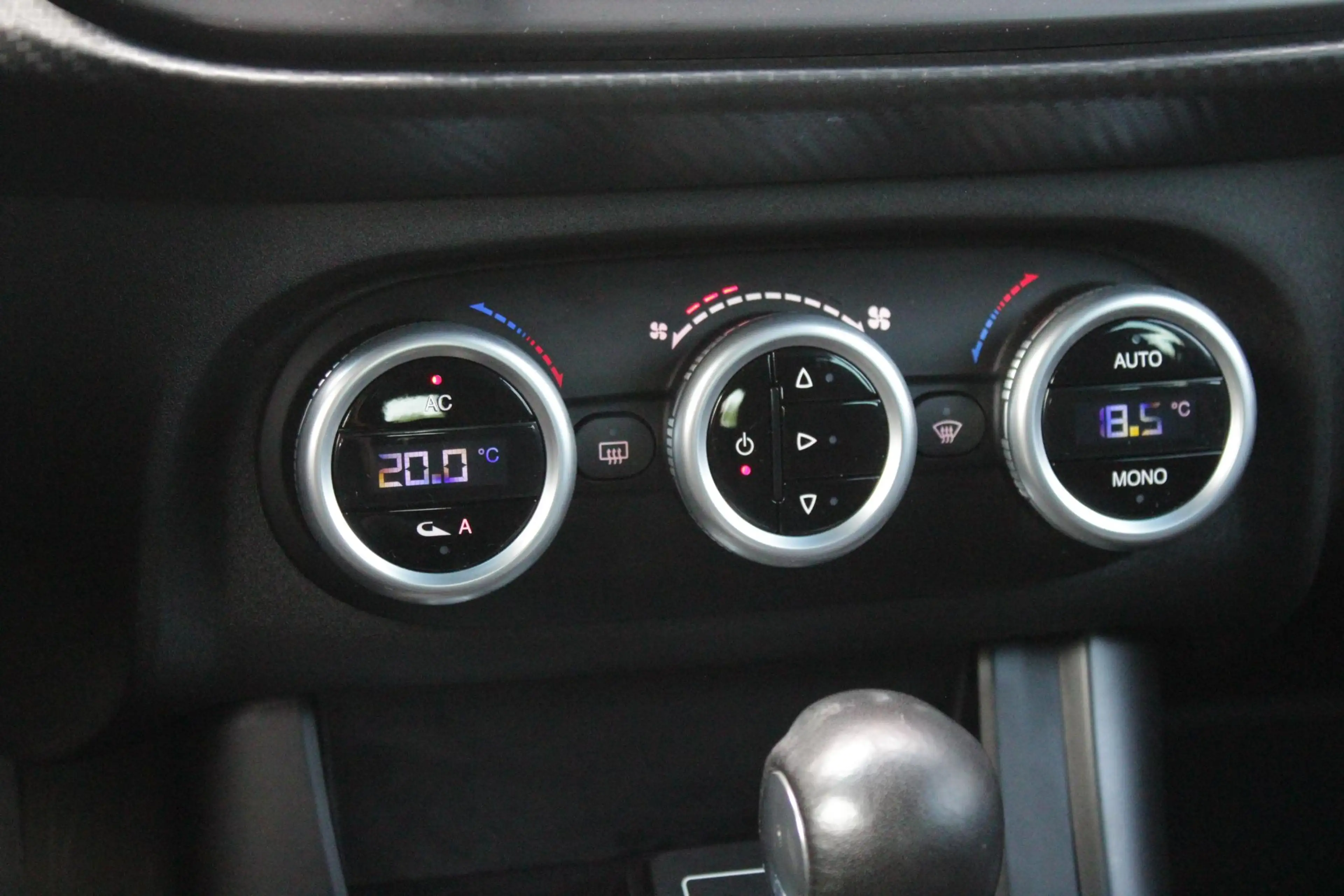 Alfa Romeo Giulietta 1.4 Turbo 170PK AUTOMAAT MultiAir SUPER | AFNEEMBA — photo 20