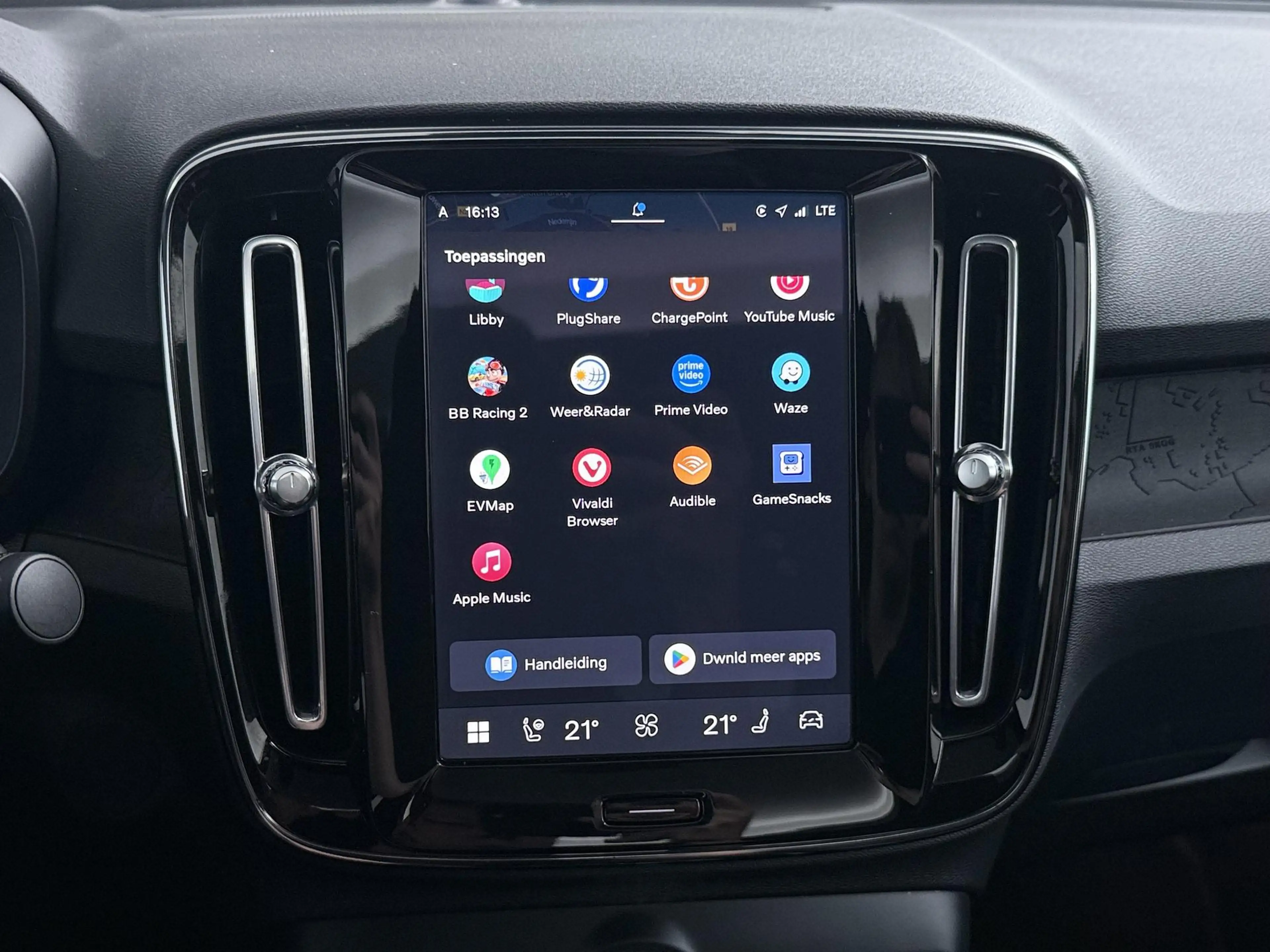 Volvo C40 Recharge Plus 69 kWh | Pilot Assist | Panoramadak — photo 34