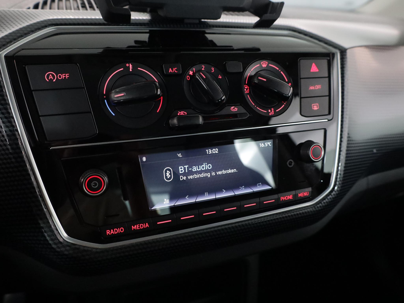 Volkswagen up! 1.0 65 pk | Navigatie via App | Airco | DAB ontvan — photo 10