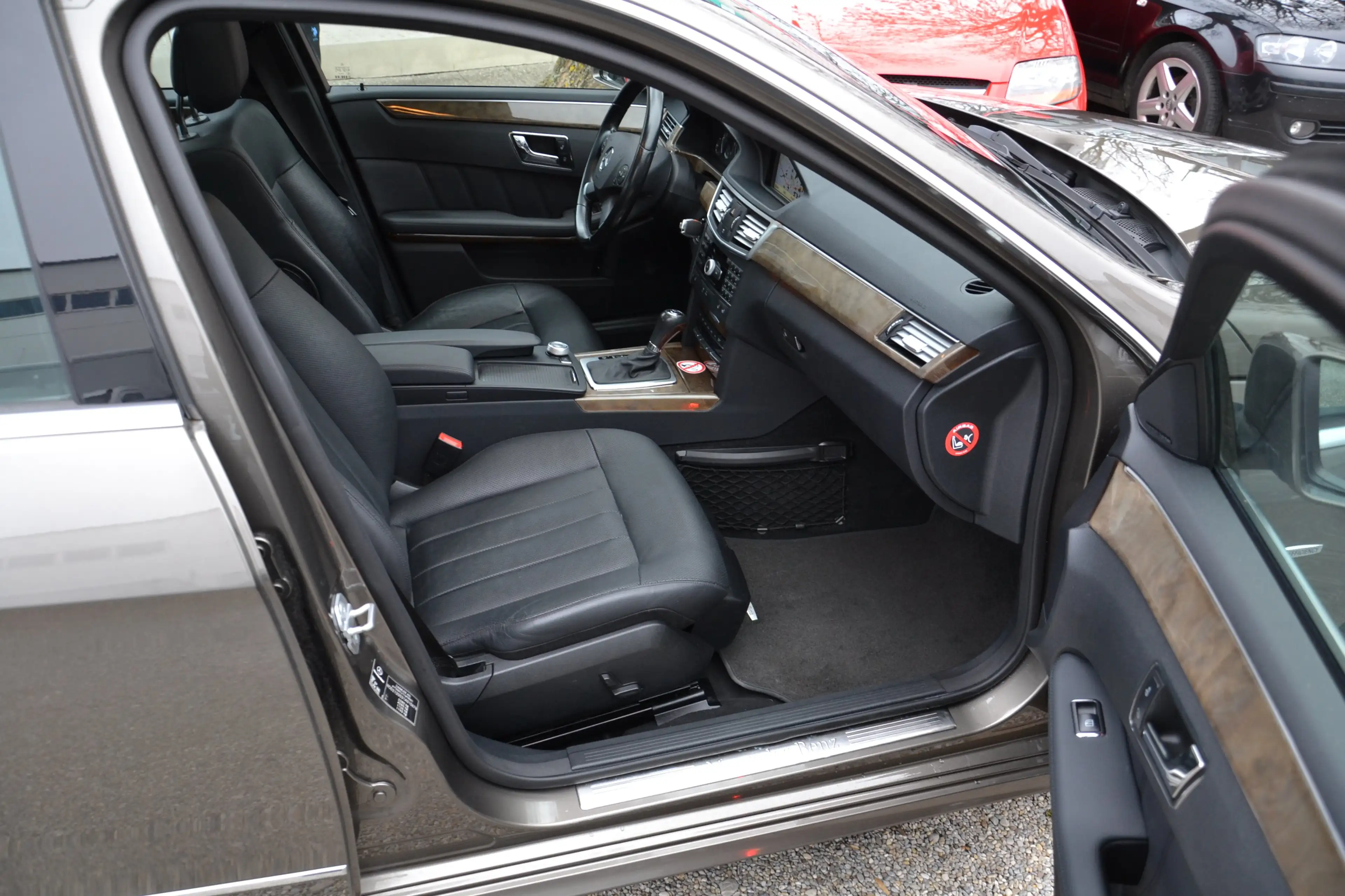 Mercedes-Benz E 250 CDI BlueEfficiency Leder,Panorama 1.Hand org.93"km — photo 12