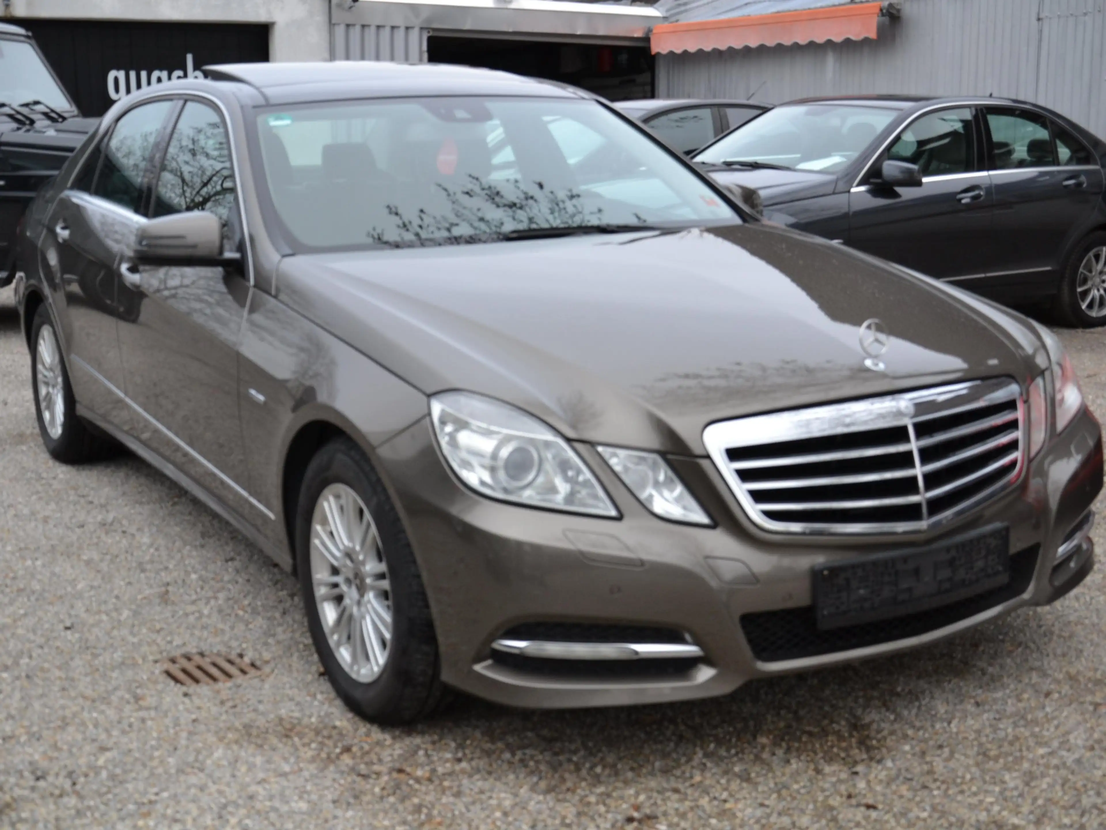 Mercedes-Benz E 250 CDI BlueEfficiency Leder,Panorama 1.Hand org.93"km
