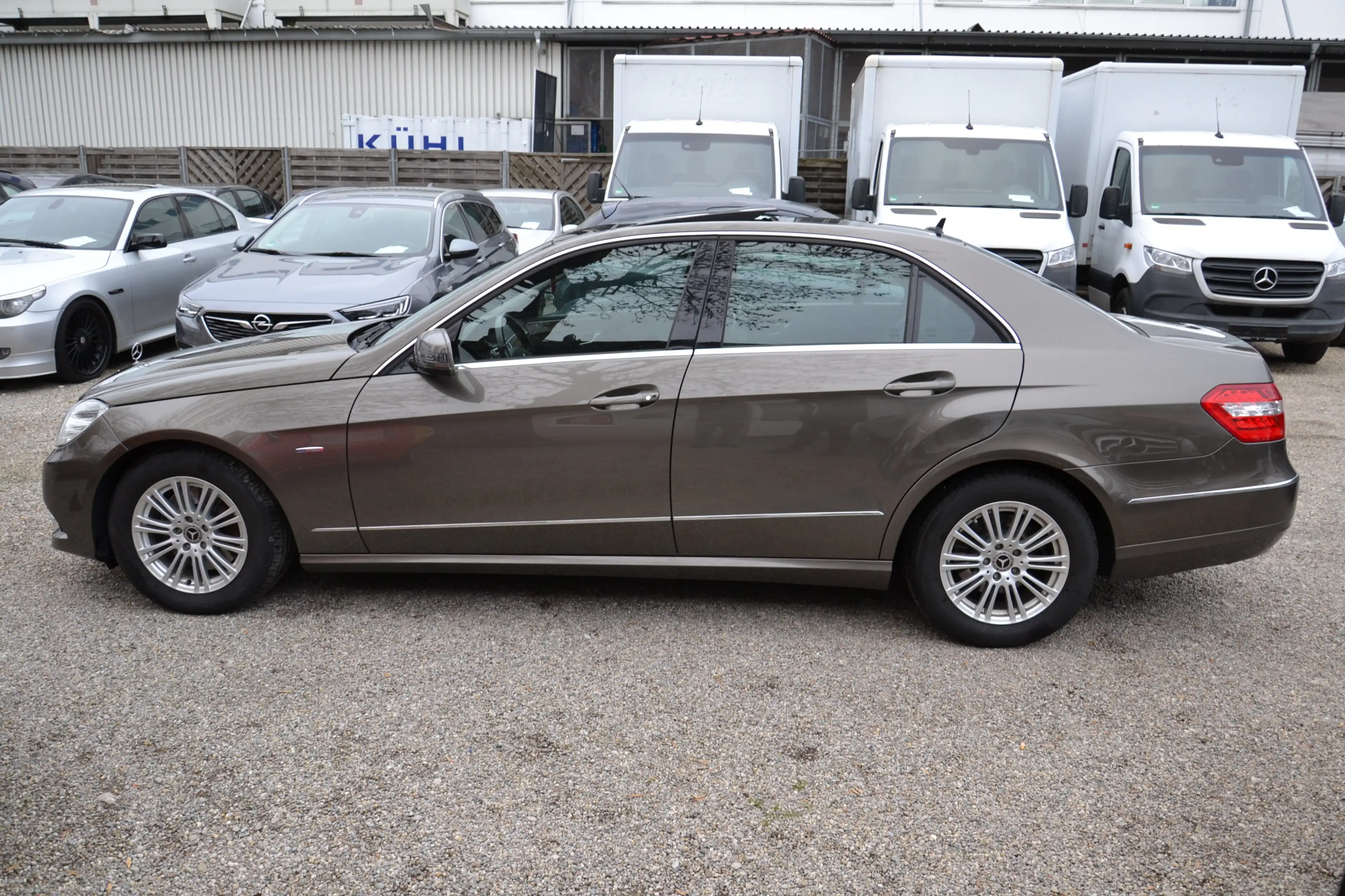 Mercedes-Benz E 250 CDI BlueEfficiency Leder,Panorama 1.Hand org.93"km — photo 5