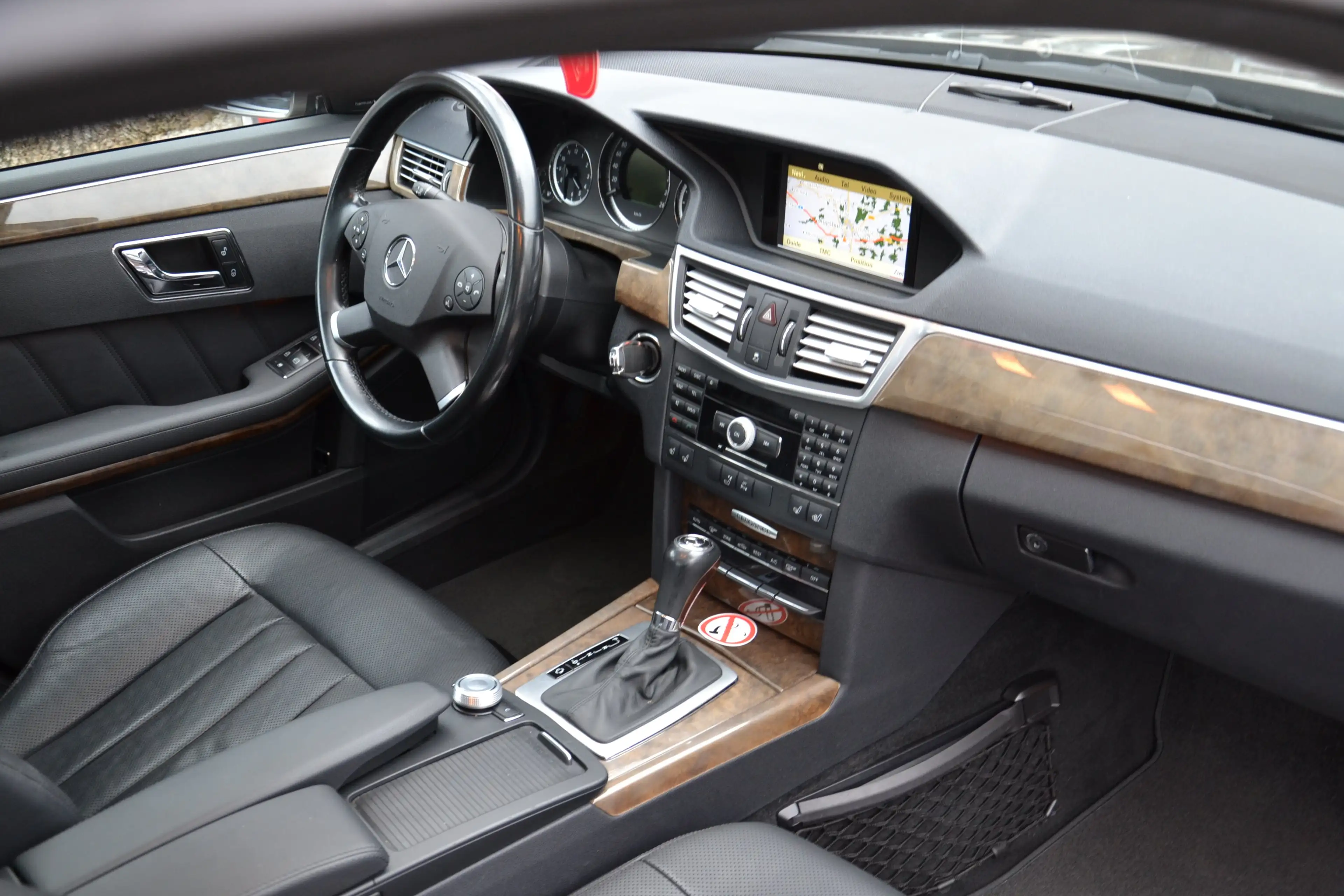 Mercedes-Benz E 250 CDI BlueEfficiency Leder,Panorama 1.Hand org.93"km — photo 13