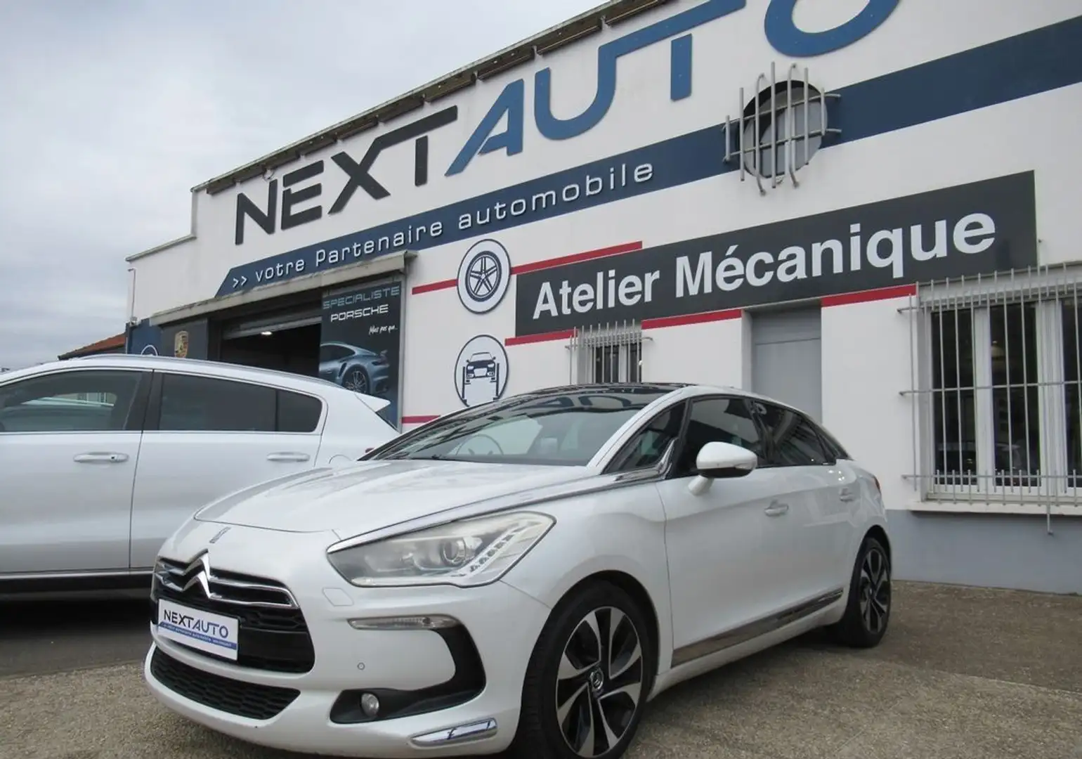 Citroen DS5 2.0 HDI160 SPORT CHIC Blanco - 1