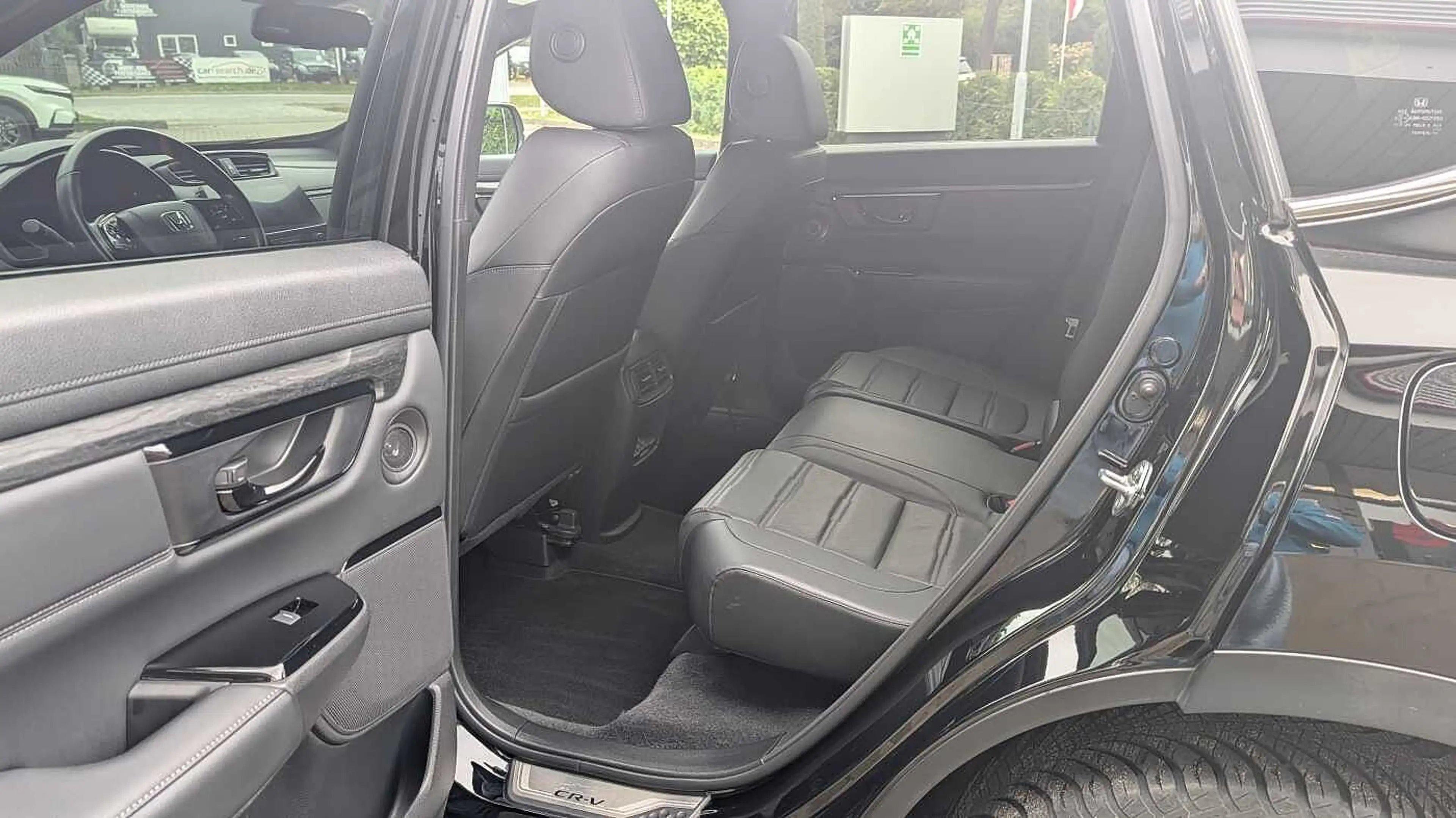 Honda CR-V Hybrid e:HEV 2.0 i-MMD 4WD Sport Line — photo 7