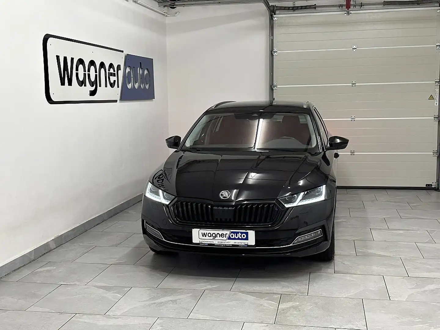 Skoda Octavia Combi 2,0 TDI Style DSG.Matrix LED/ACC/Navi/RFK... Schwarz - 1