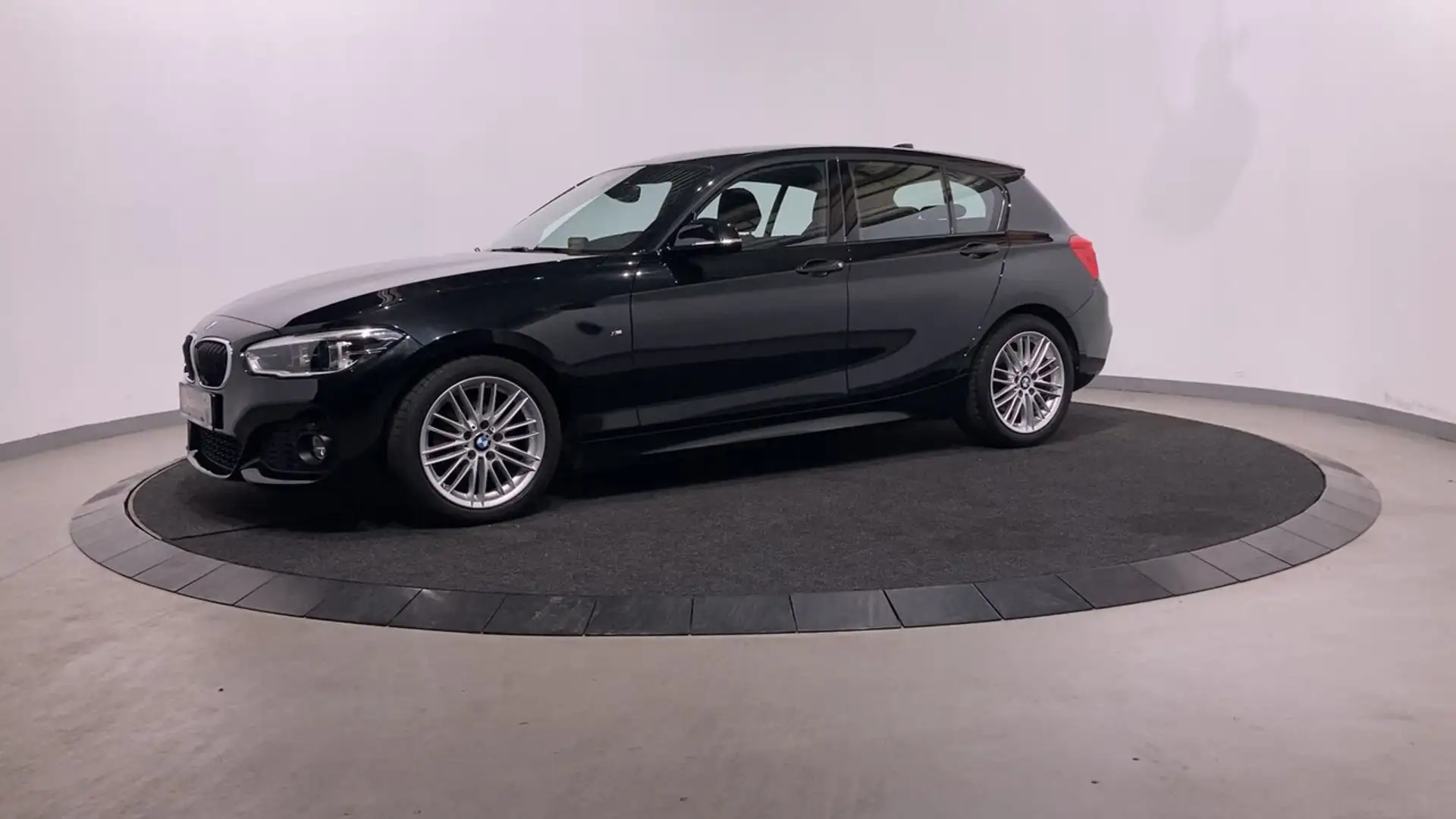 BMW 116 M Pack/Automaat/Navi/Led Schwarz - 2