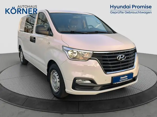 Hyundai H-1 Mixto 6-Sitzer PROFI 2.5 CRDi *CAM*NAVI*SITZHZG*