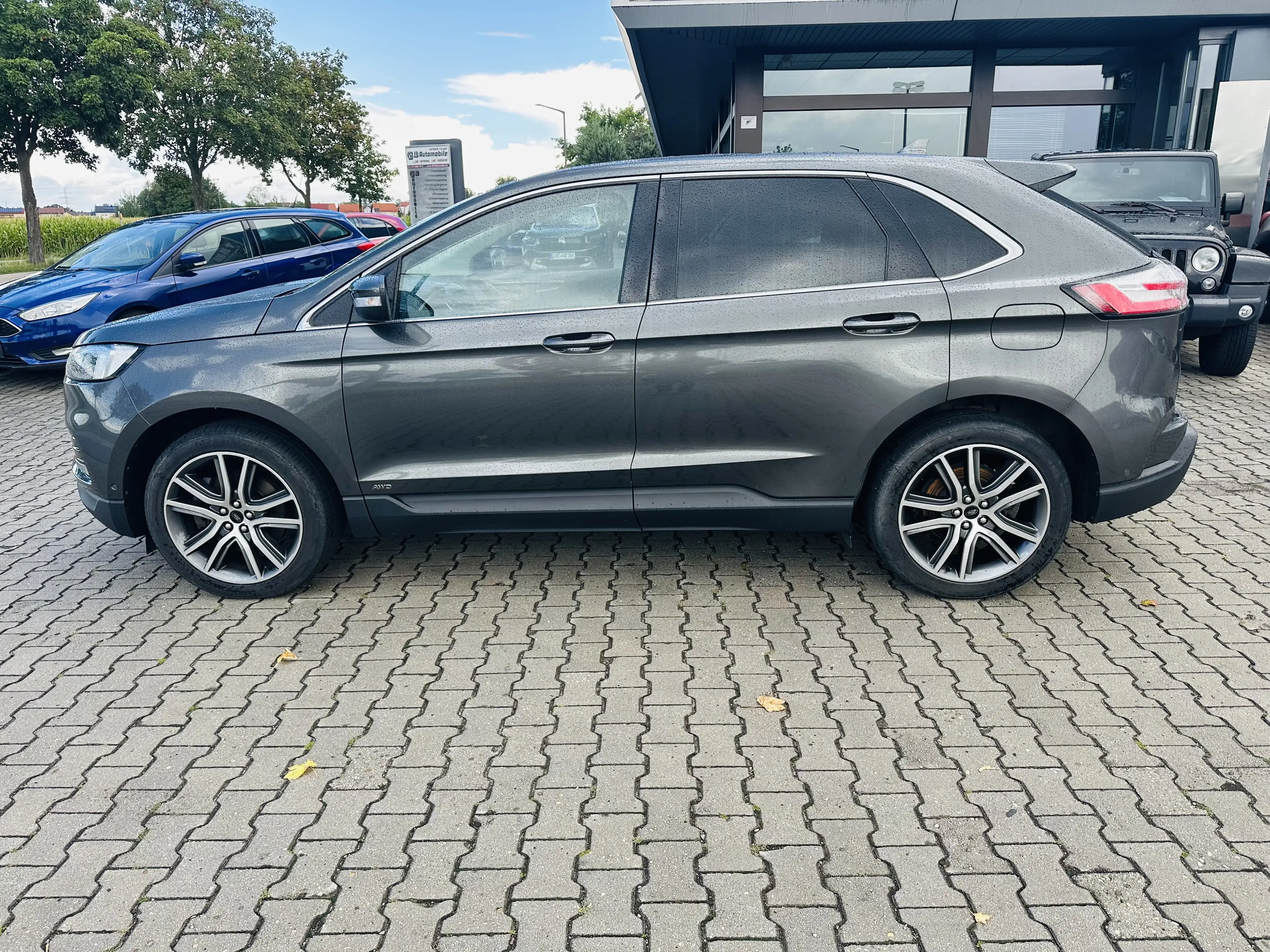 Ford Edge Titanium 4x4 Automatic, TOP Ausstattung — photo 2