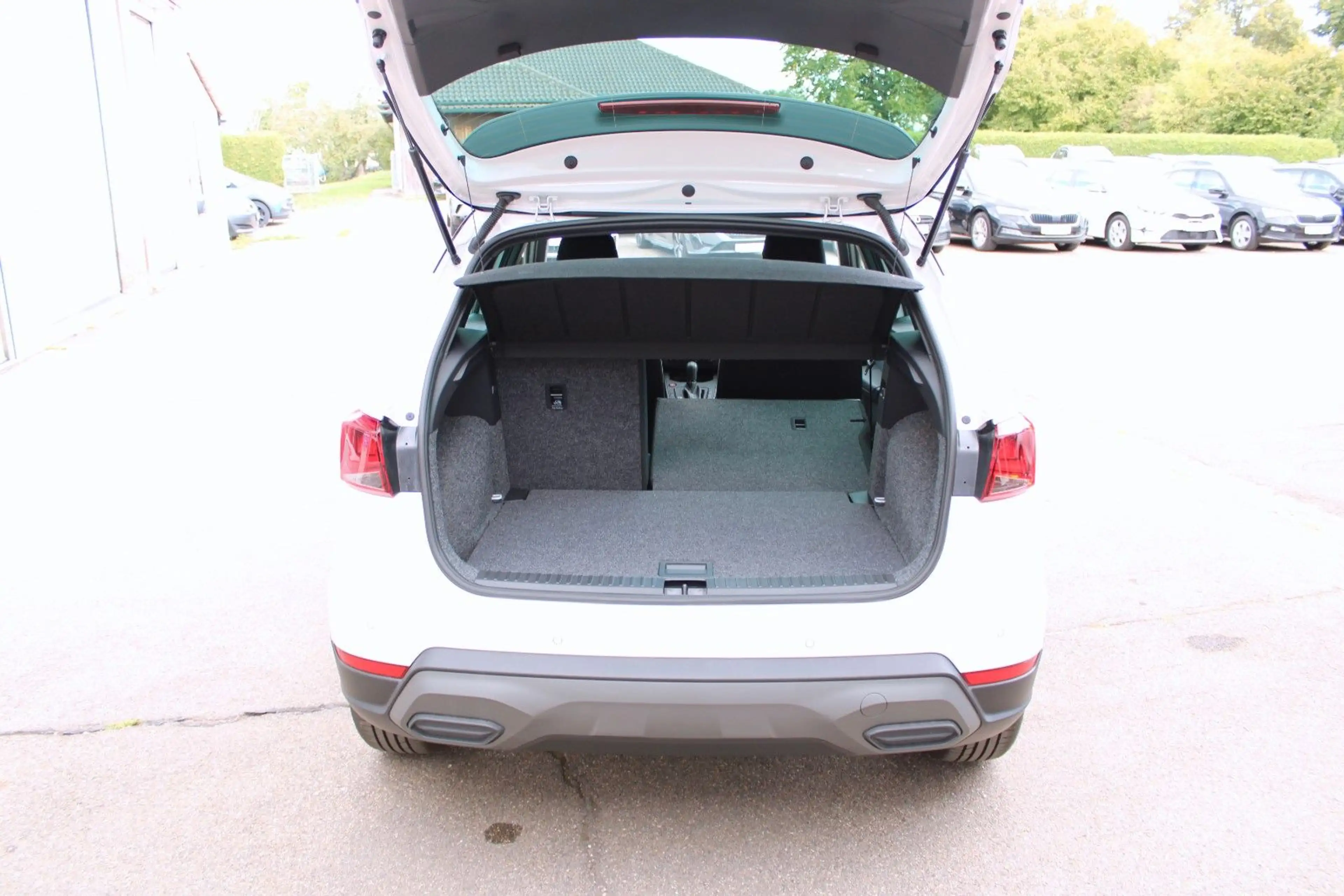 SEAT Arona 1.5 TSI DSG Style, Kamera, Full Link — photo 12