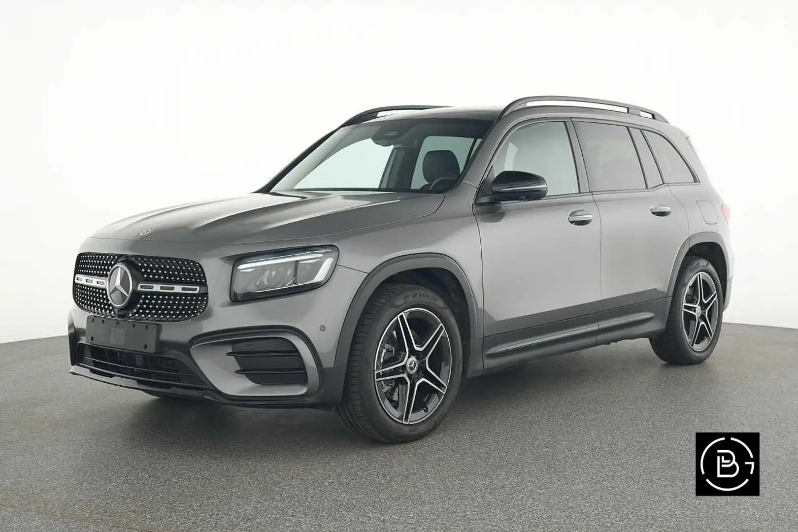 Mercedes-Benz GLB 180 AMG Line - Pack Premium Plus 7 Seats Grau - 1