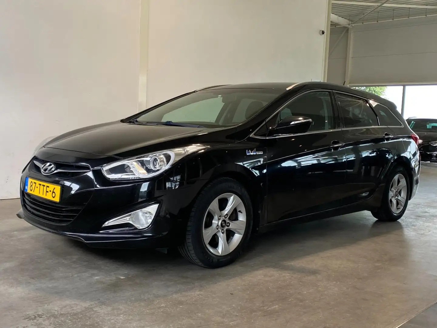 Hyundai i40 Wagon 1.6 GDI 135PK Trekhaak NAP Zwart - 1