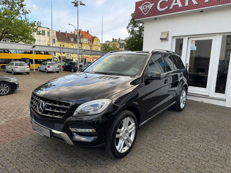 Mercedes-Benz ML 350 CDI BlueTec 4MATIC*SD*Distronic*Comand* — photo 3