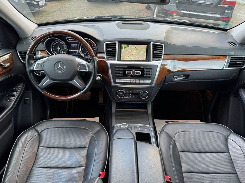 Mercedes-Benz ML 350 CDI BlueTec 4MATIC*SD*Distronic*Comand* — photo 13