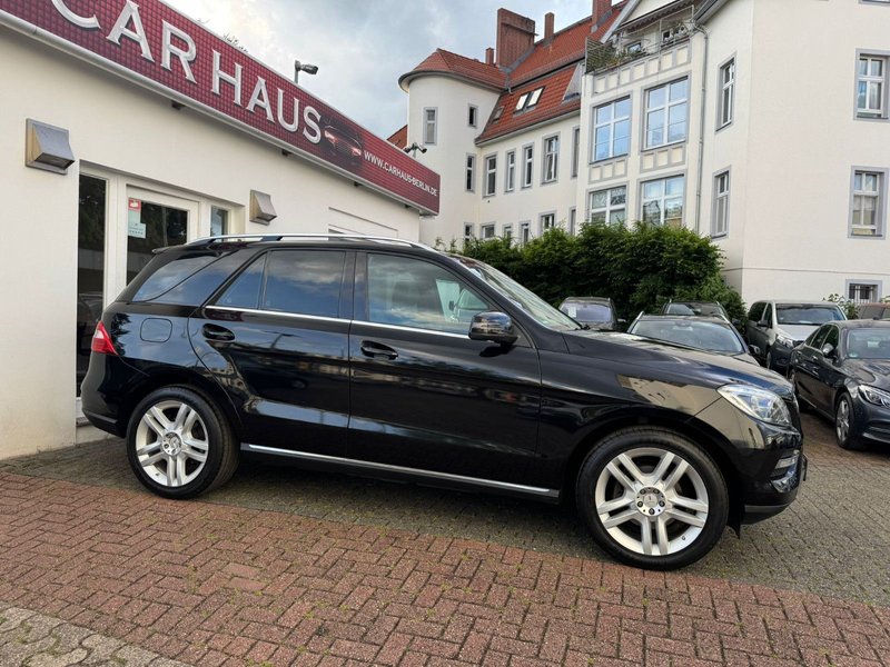 Mercedes-Benz ML 350 CDI BlueTec 4MATIC*SD*Distronic*Comand* — photo 7