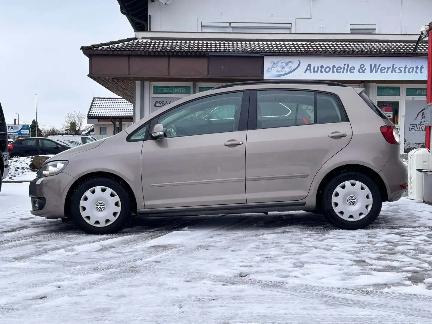 Volkswagen Golf Plus Comfortline Braun - 2