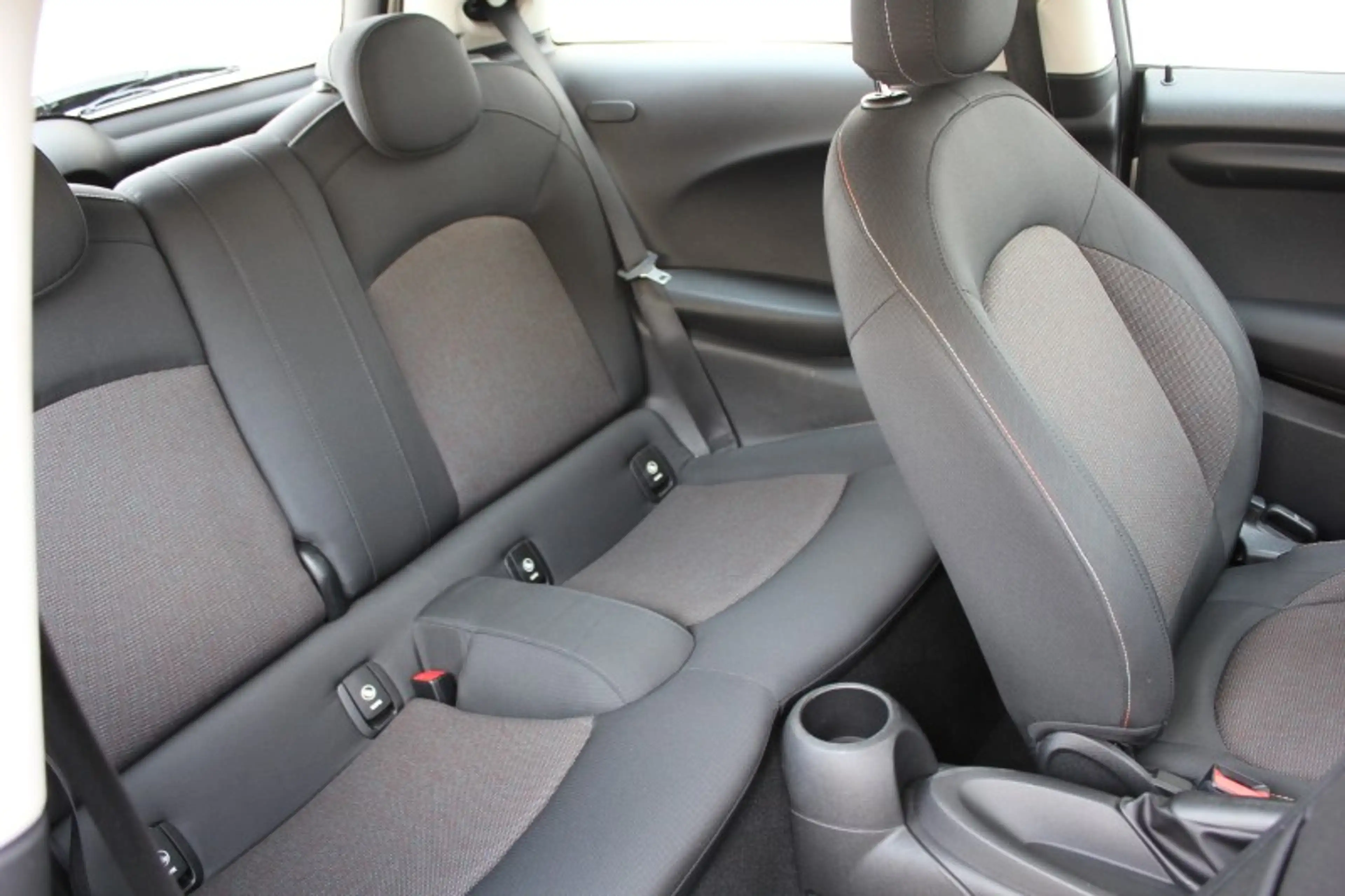 MINI One Mini 1.2 One/Zetelv./Bluetooth/Pdc — photo 14