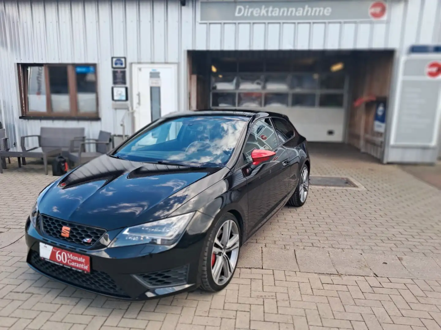 SEAT Leon SC 2.0 TSI Start&Stop DSG Cupra 280 Schwarz - 1
