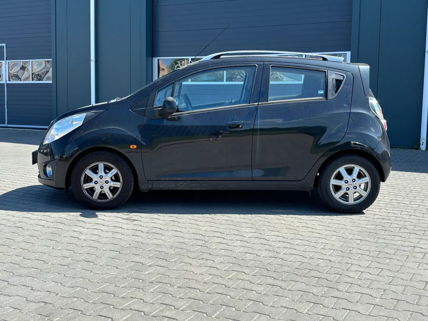 Chevrolet Spark 1.2 16V LTZ | Airco Zwart - 2