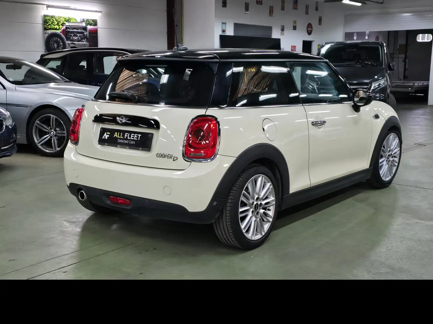 MINI Cooper FULL - Cuir, Navigation, Xénon, British Flag Wit - 2