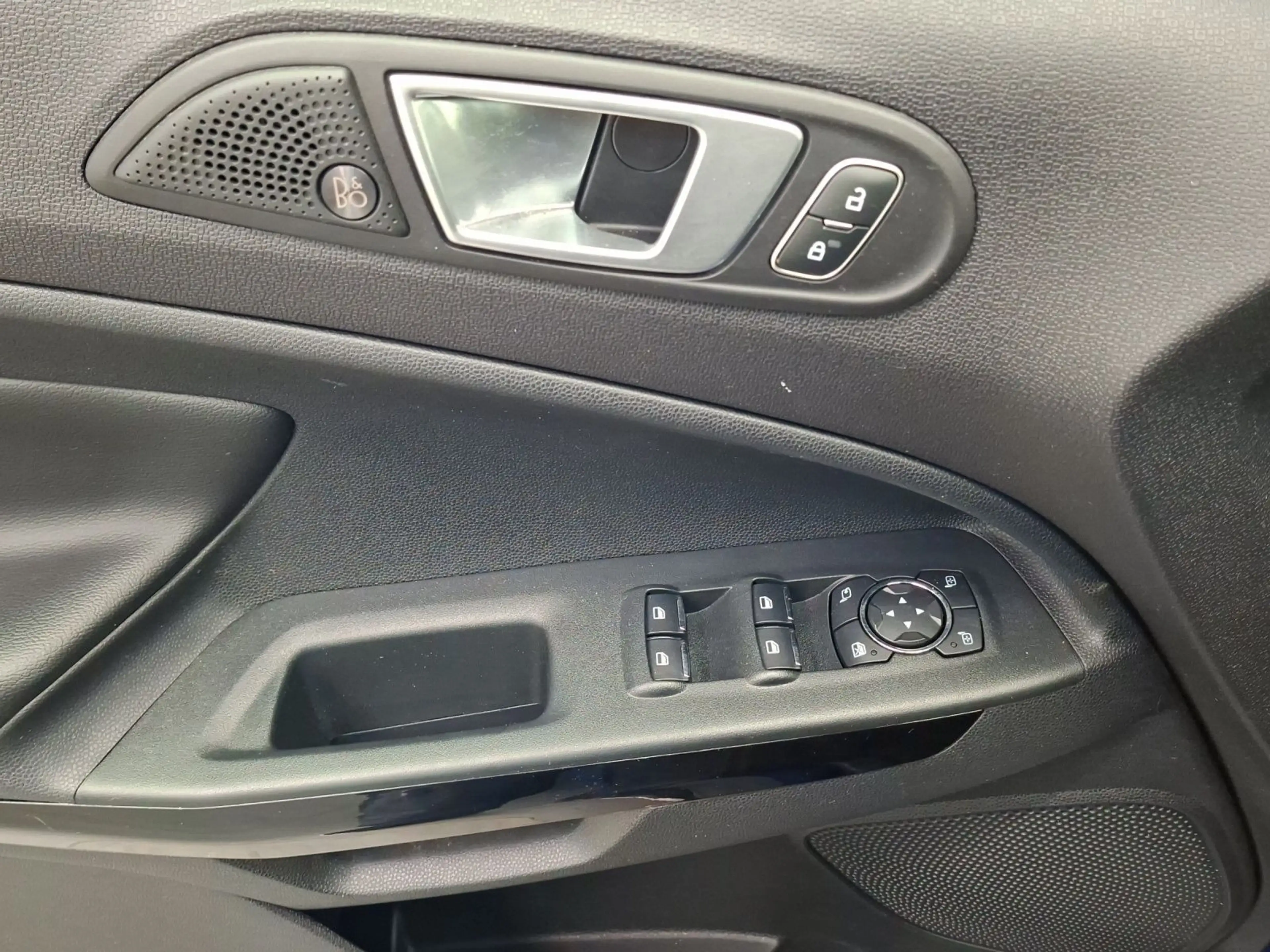 Ford EcoSport 1.0 EcoBoost ST-LINE LM18 B&O — photo 8