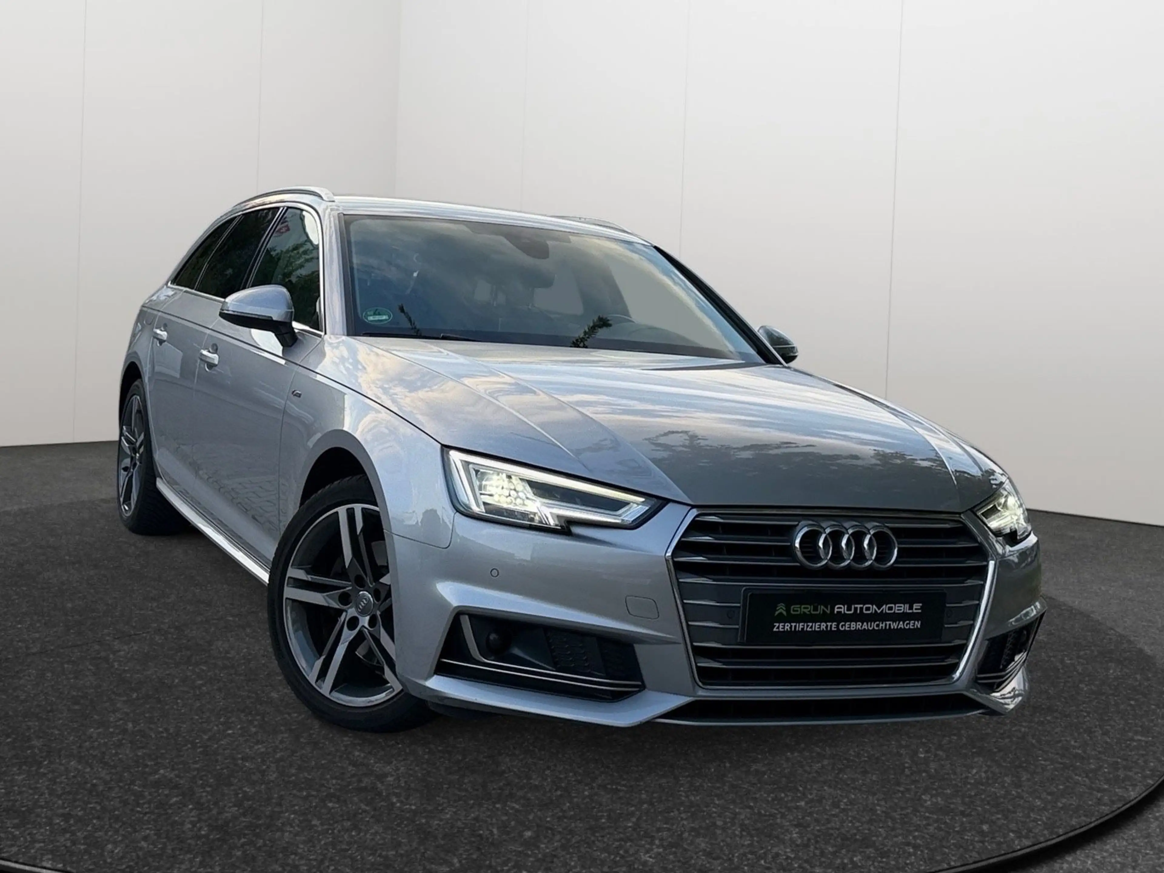 Audi A4 Avant S-Line Sport/LED/Alcantara/Garantie
