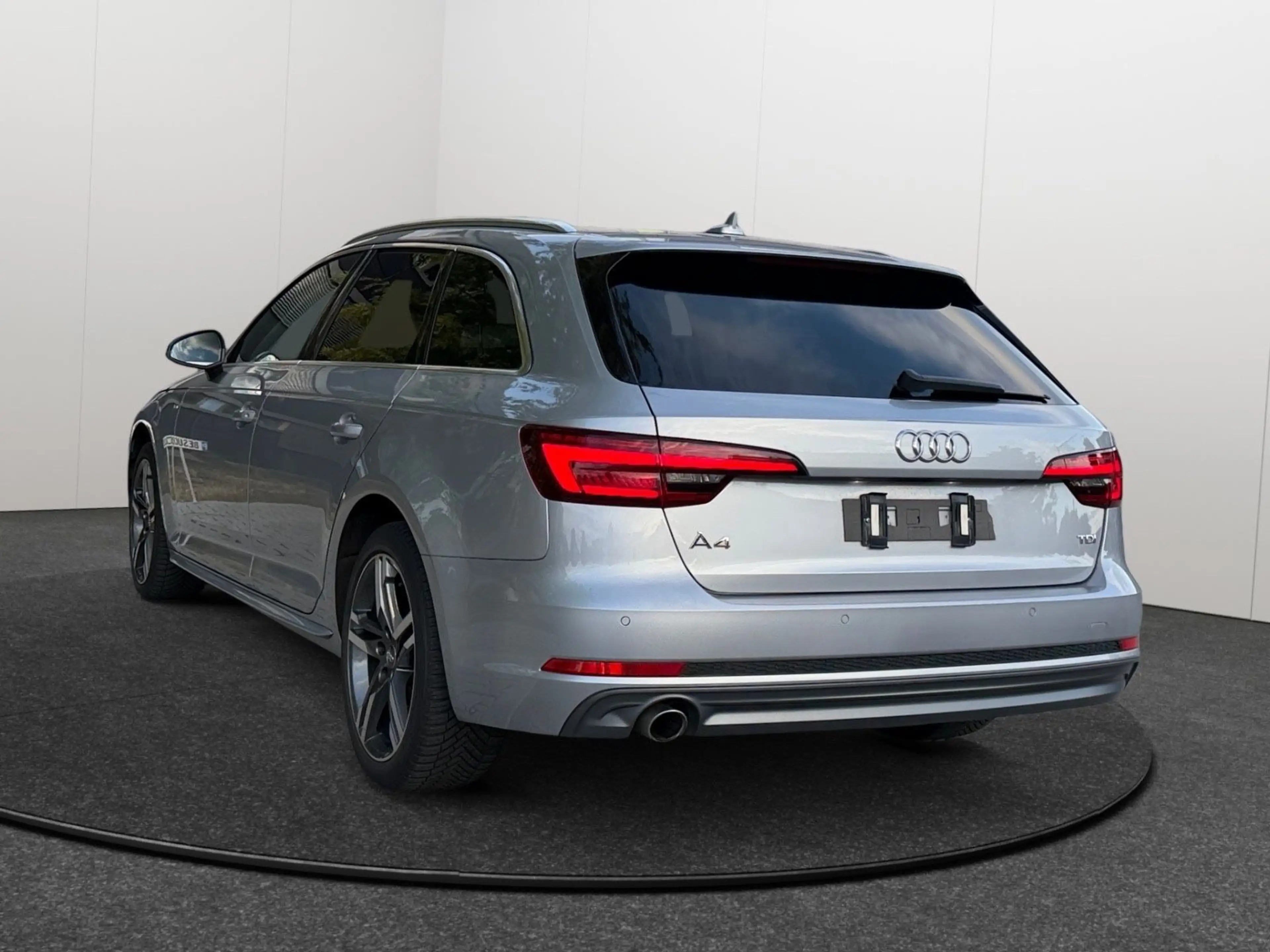 Audi A4 Avant S-Line Sport/LED/Alcantara/Garantie — photo 5