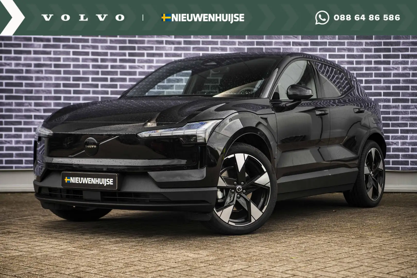 Volvo EX30 Single Motor Extended Range Plus 69 kWh | Black Ed Negru - 1