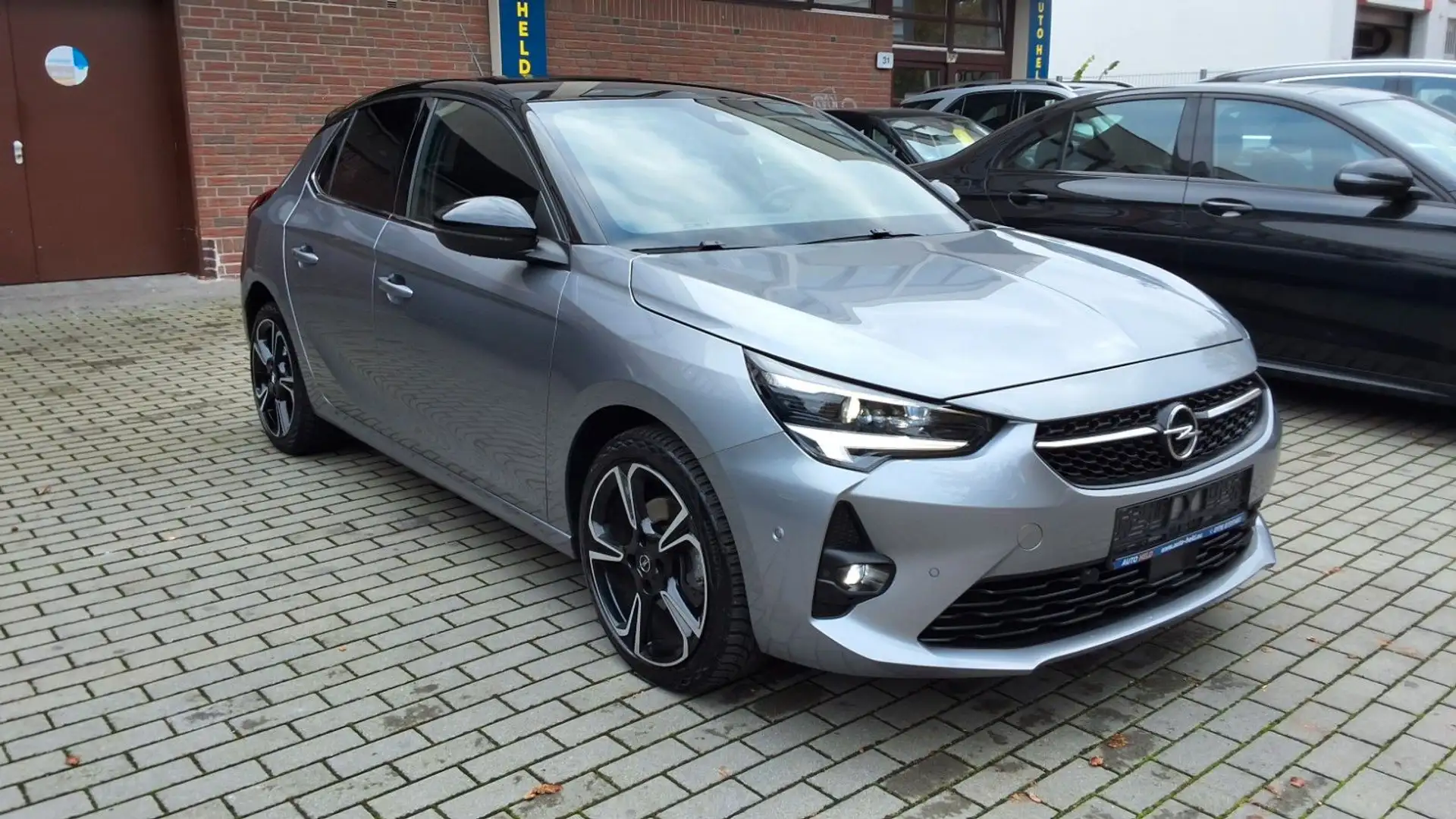 Opel Corsa F GS Ultimate Grijs - 1