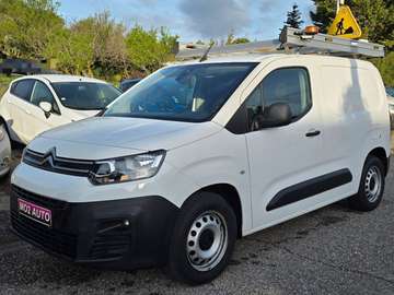3 PLACES BLUEHDI 100ch 2021 157.000KMS CAM REG ATTELAGE RADAR GALERIE GRIP TVA...