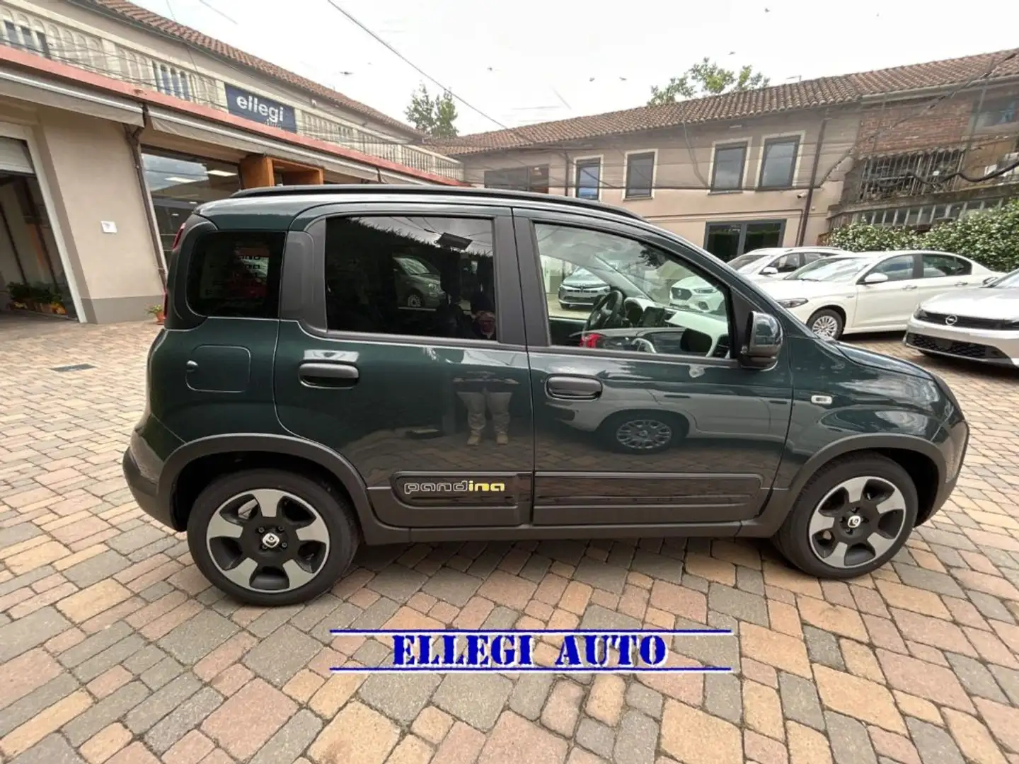 Fiat Pandina PROMO FIN. PANDINA CROSS 1.0 Hybrid KM0 Zelená - 1