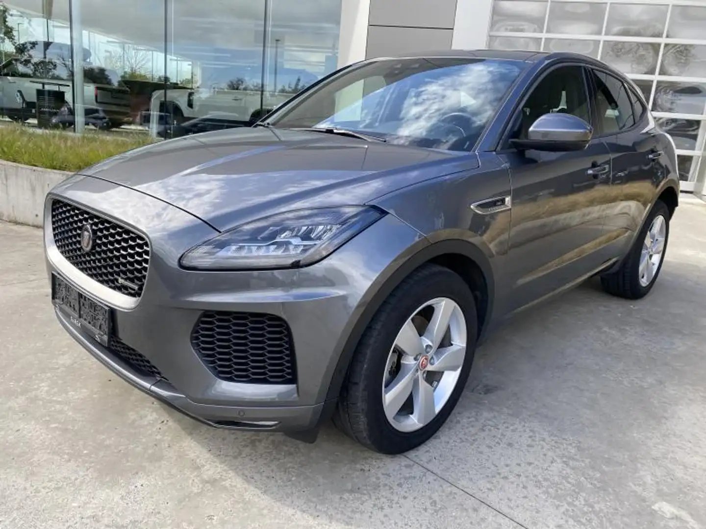 Jaguar E-Pace R-Dynamic SE D180 Gris - 2