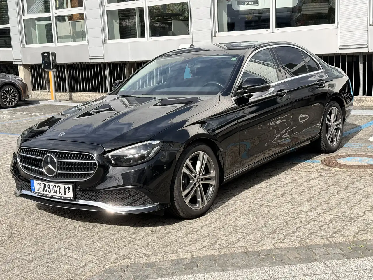 Mercedes-Benz E 220