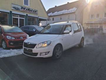 1,6 TDI Fresh KLIMATRONIC+NAVI+AHK