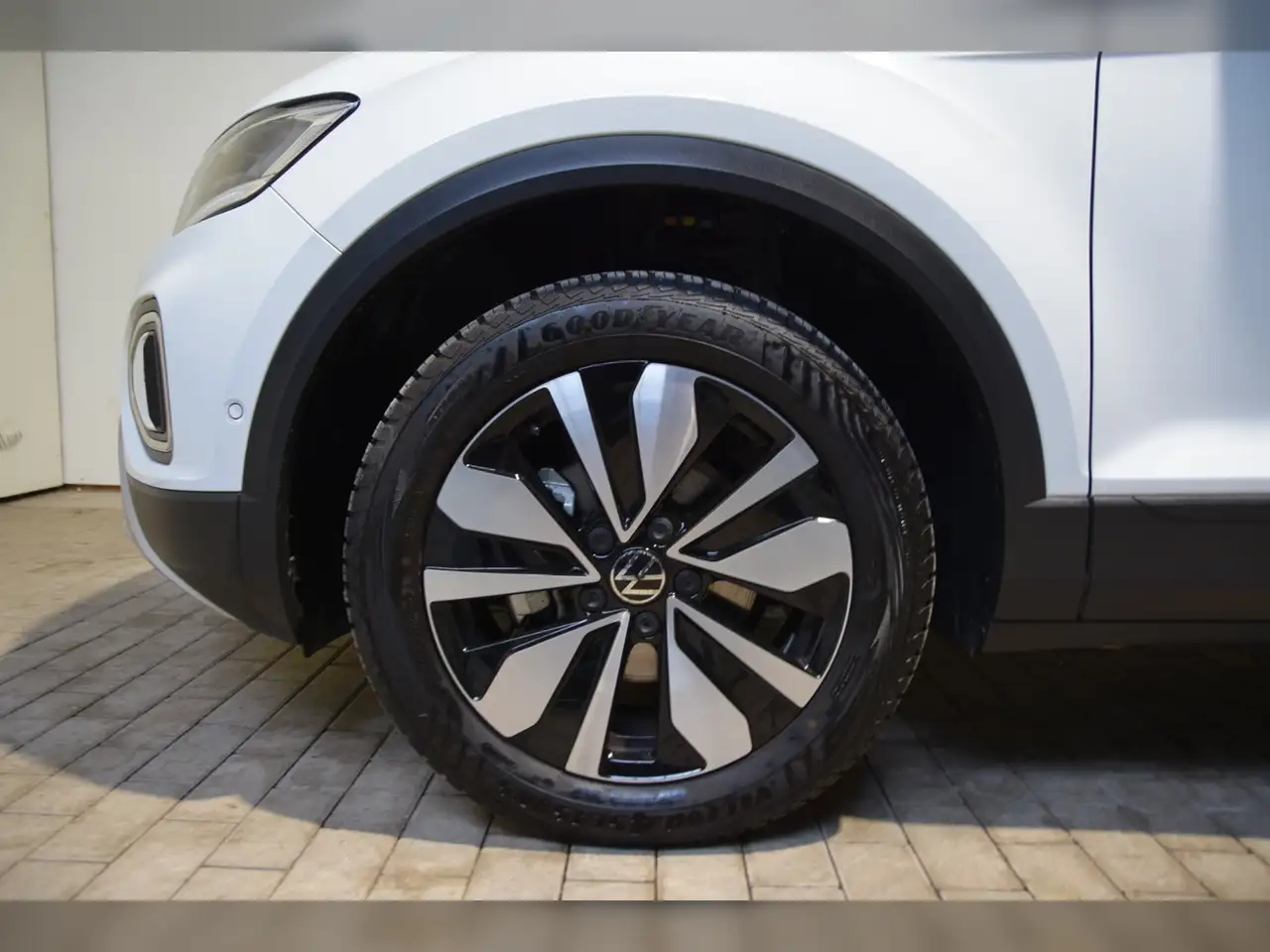 Volkswagen T-Roc TSI Goal AHK - LED - Navi 5