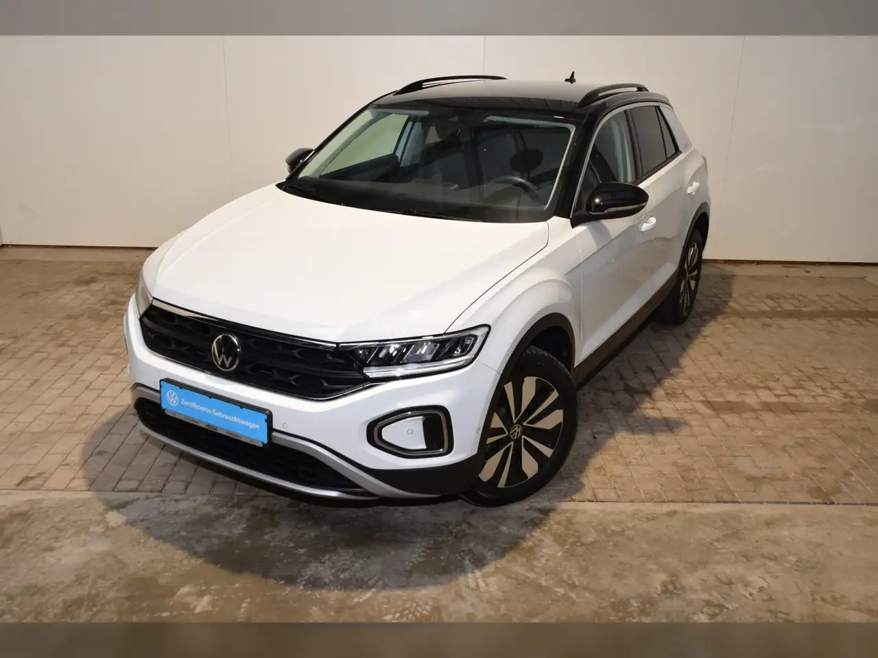 Volkswagen T-Roc TSI Goal AHK - LED - Navi 2