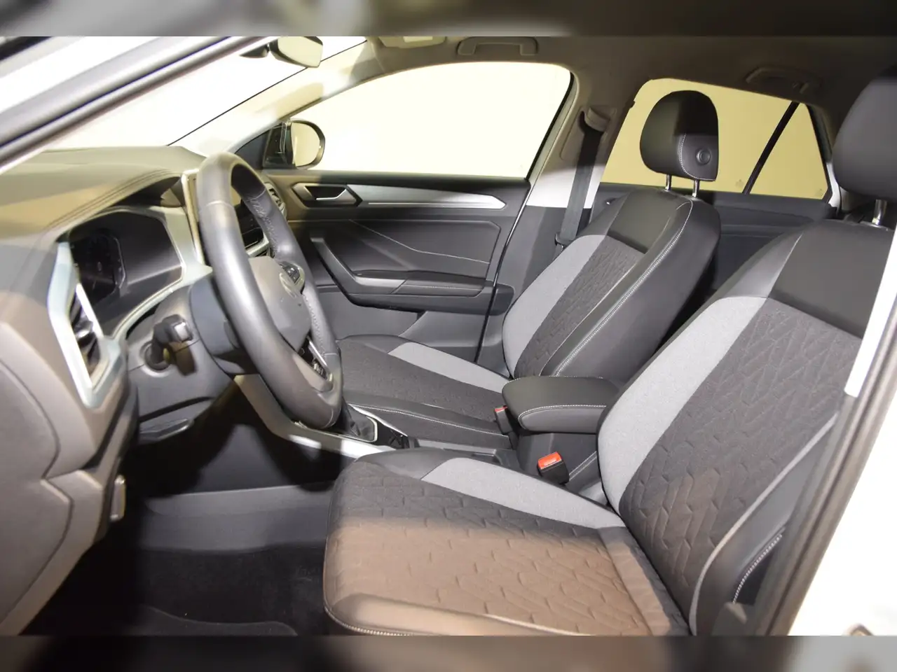 Volkswagen T-Roc TSI Goal AHK - LED - Navi 10