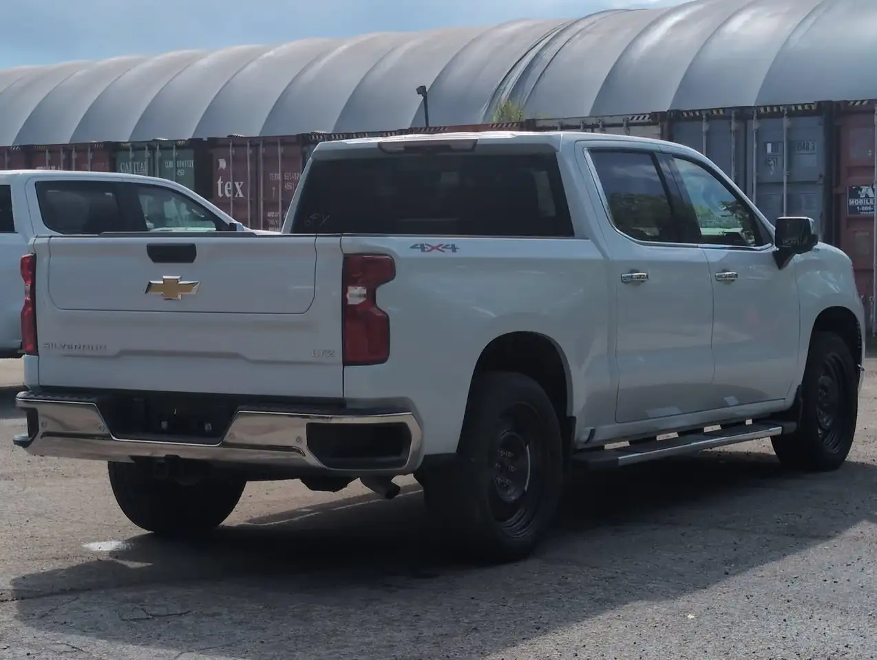 Chevrolet Silverado 1500 photo Chevrolet Silverado 1500