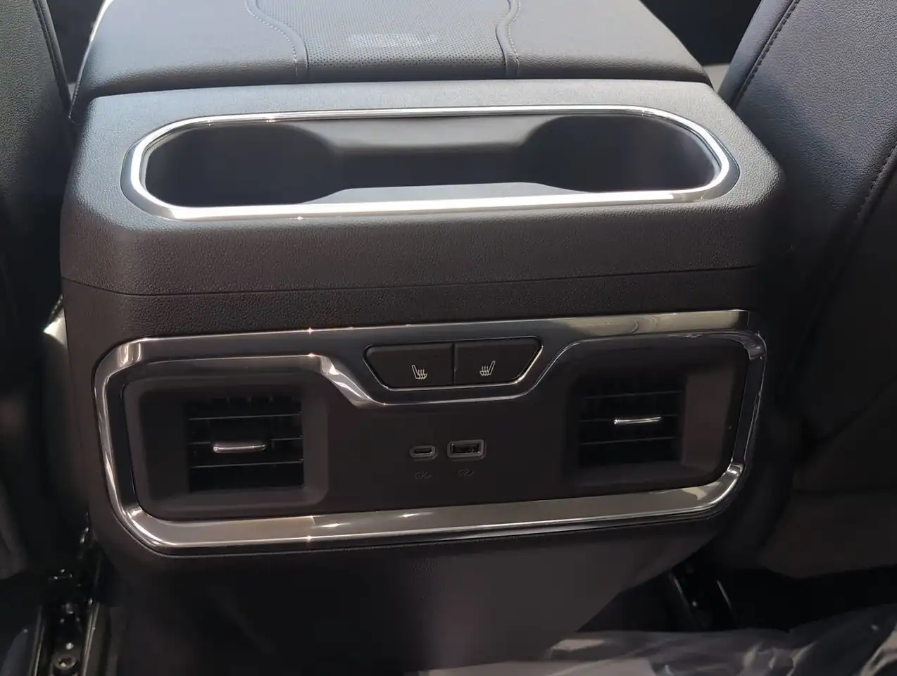 Chevrolet Silverado 1500 photo Chevrolet Silverado 1500
