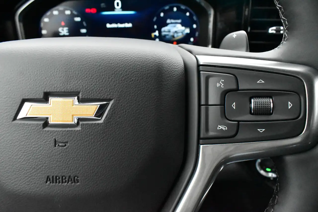 Chevrolet Silverado 1500 снимка Chevrolet Silverado 1500