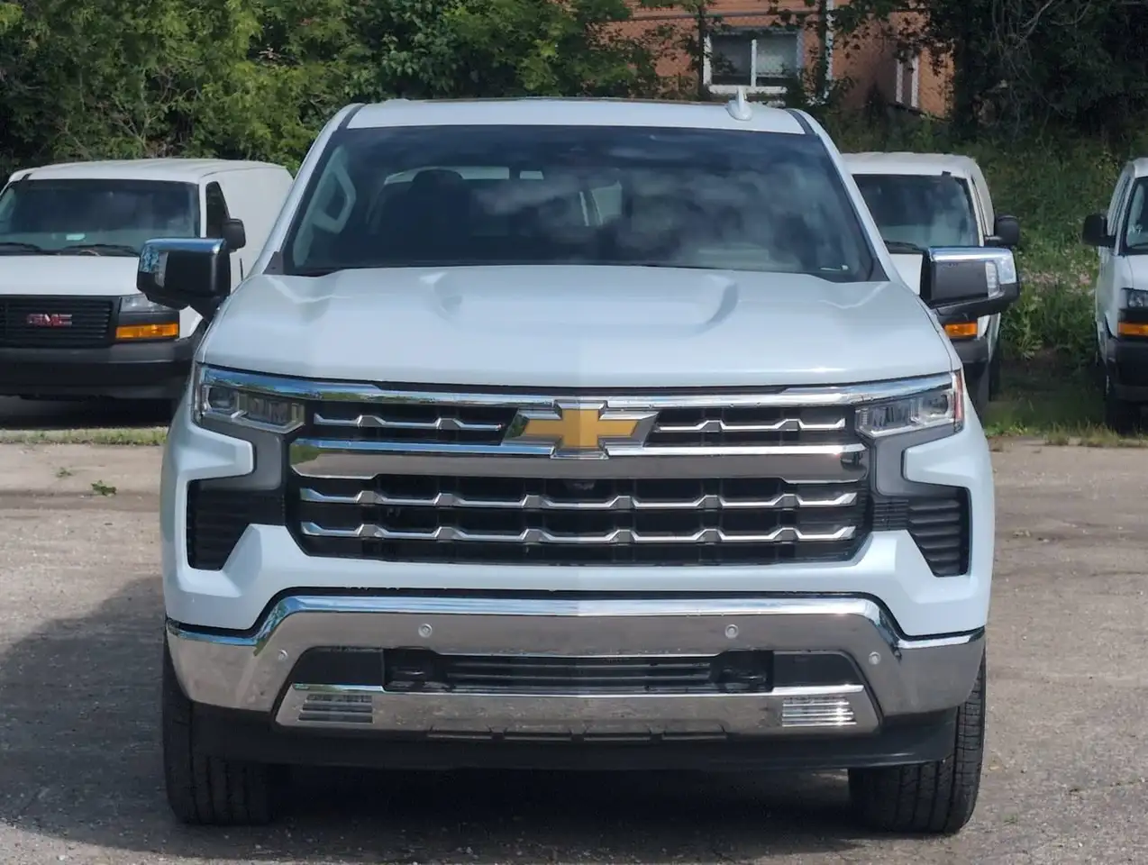 Chevrolet Silverado 1500 photo Chevrolet Silverado 1500