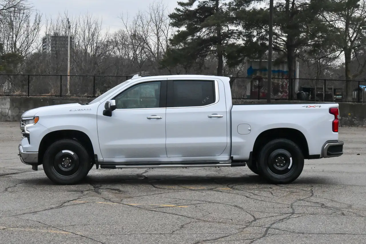 Chevrolet Silverado 1500 снимка Chevrolet Silverado 1500