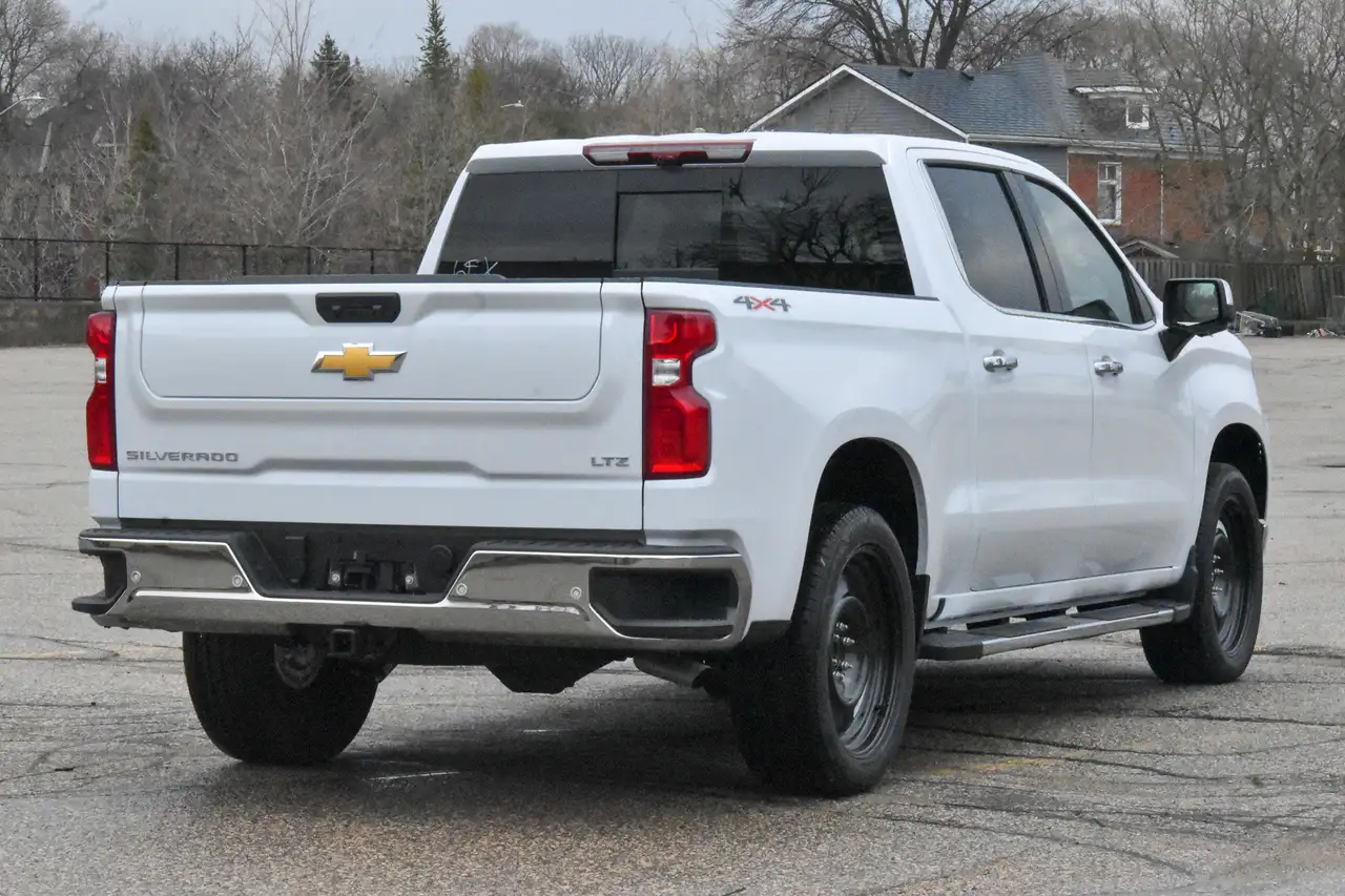 Chevrolet Silverado 1500 снимка Chevrolet Silverado 1500