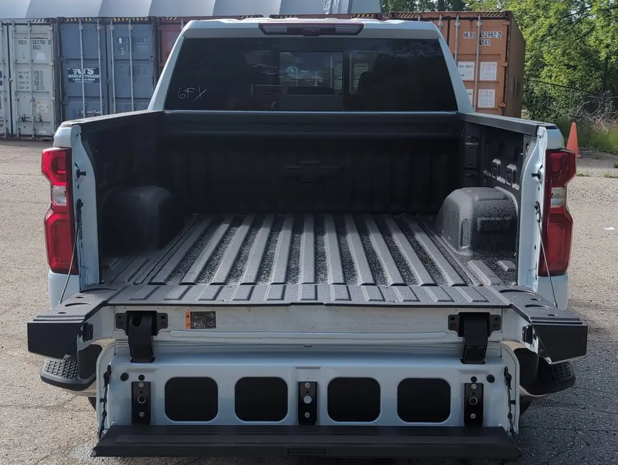 Chevrolet Silverado 1500 photo Chevrolet Silverado 1500