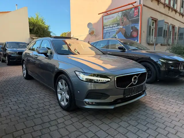 Volvo V90 Kombi Momentum Head up Panorama Leder