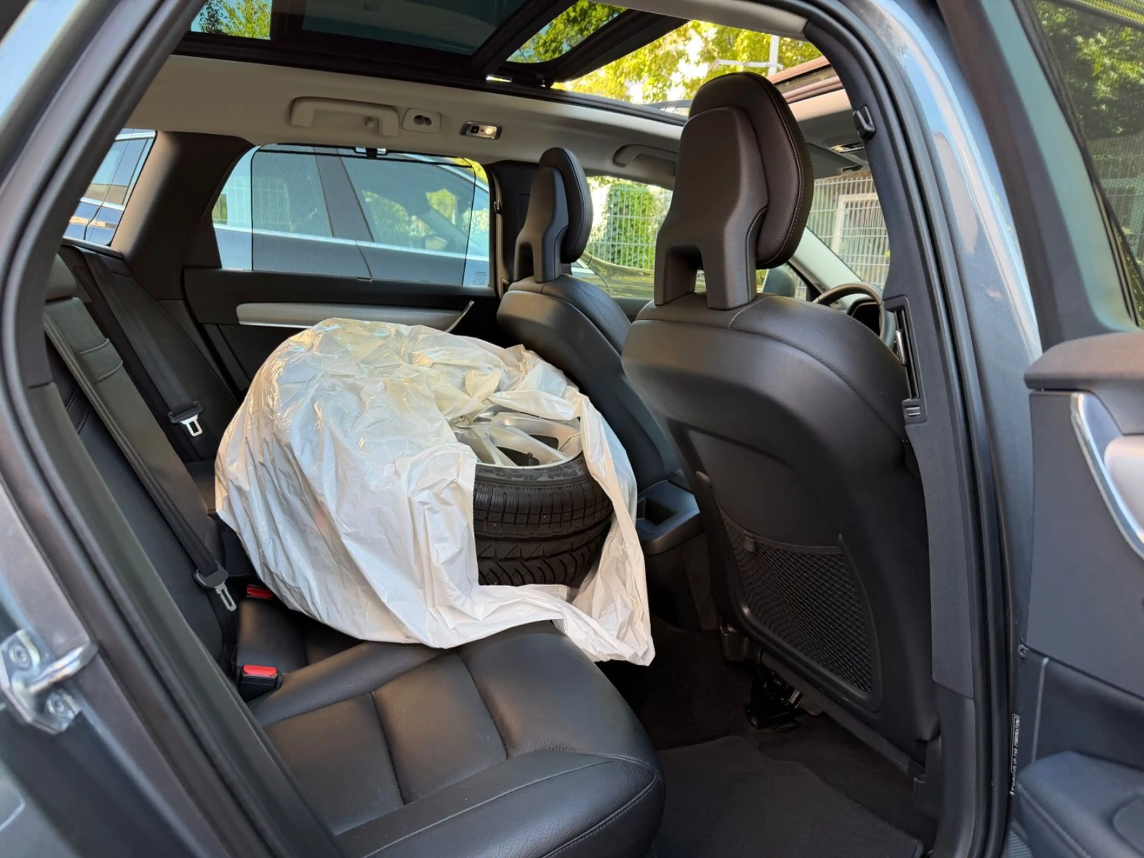 Volvo V90 Kombi Momentum Head-up Panorama Leder — photo 14