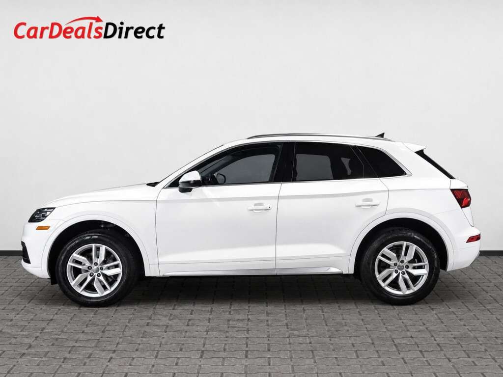 2018 Audi Q5 Luxurious 2.0 Komfort Quattro | Low KMs | Leather — снимка 1