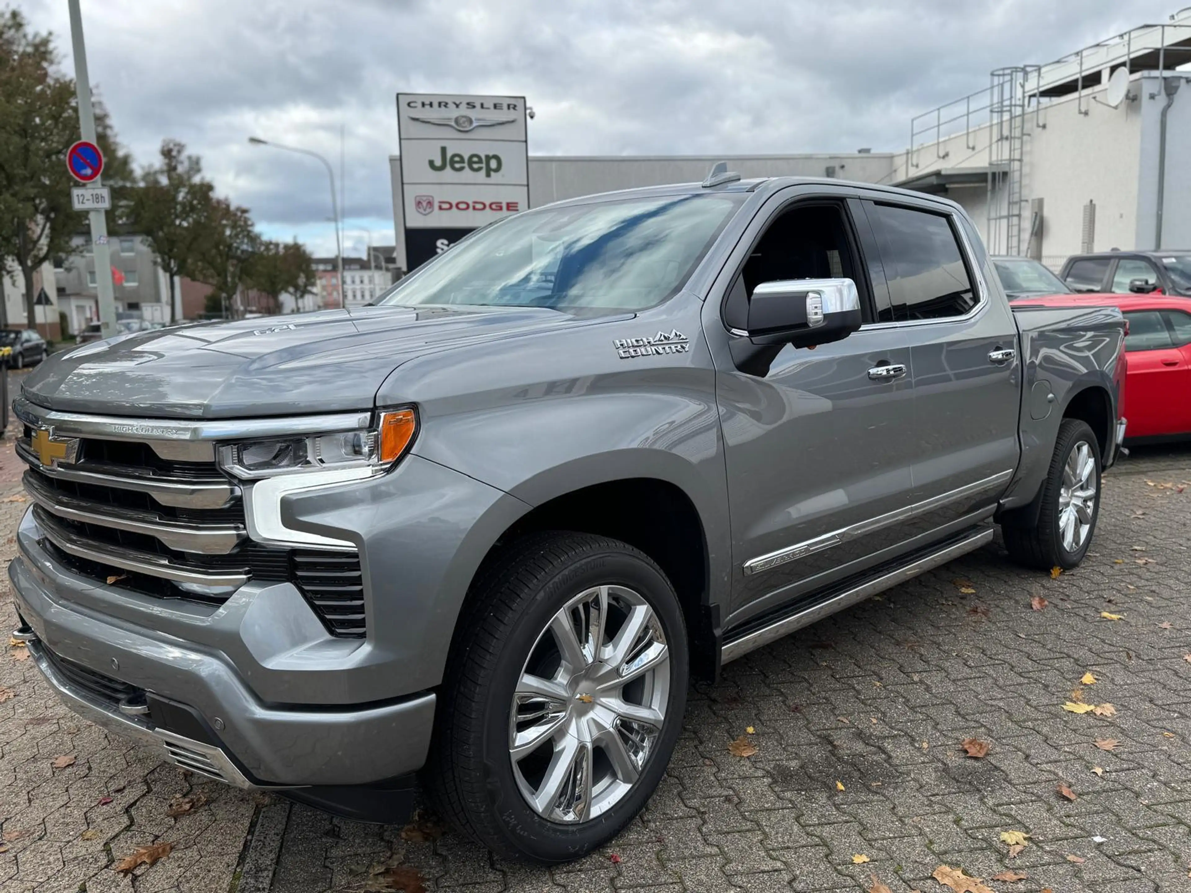 Chevrolet Silverado 6.2 V8 High Country — photo 12