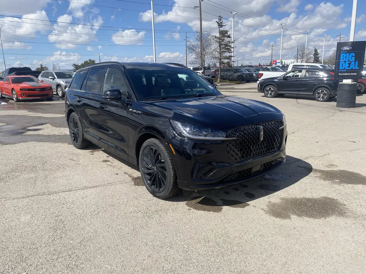 Lincoln Aviator снимка Lincoln Aviator